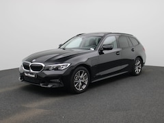 BMW 3-serie Touring - 330e eDrive Edition | Schuifdak | LED Koplampen | Lederen Bekleding | Elektrische Kofferkl