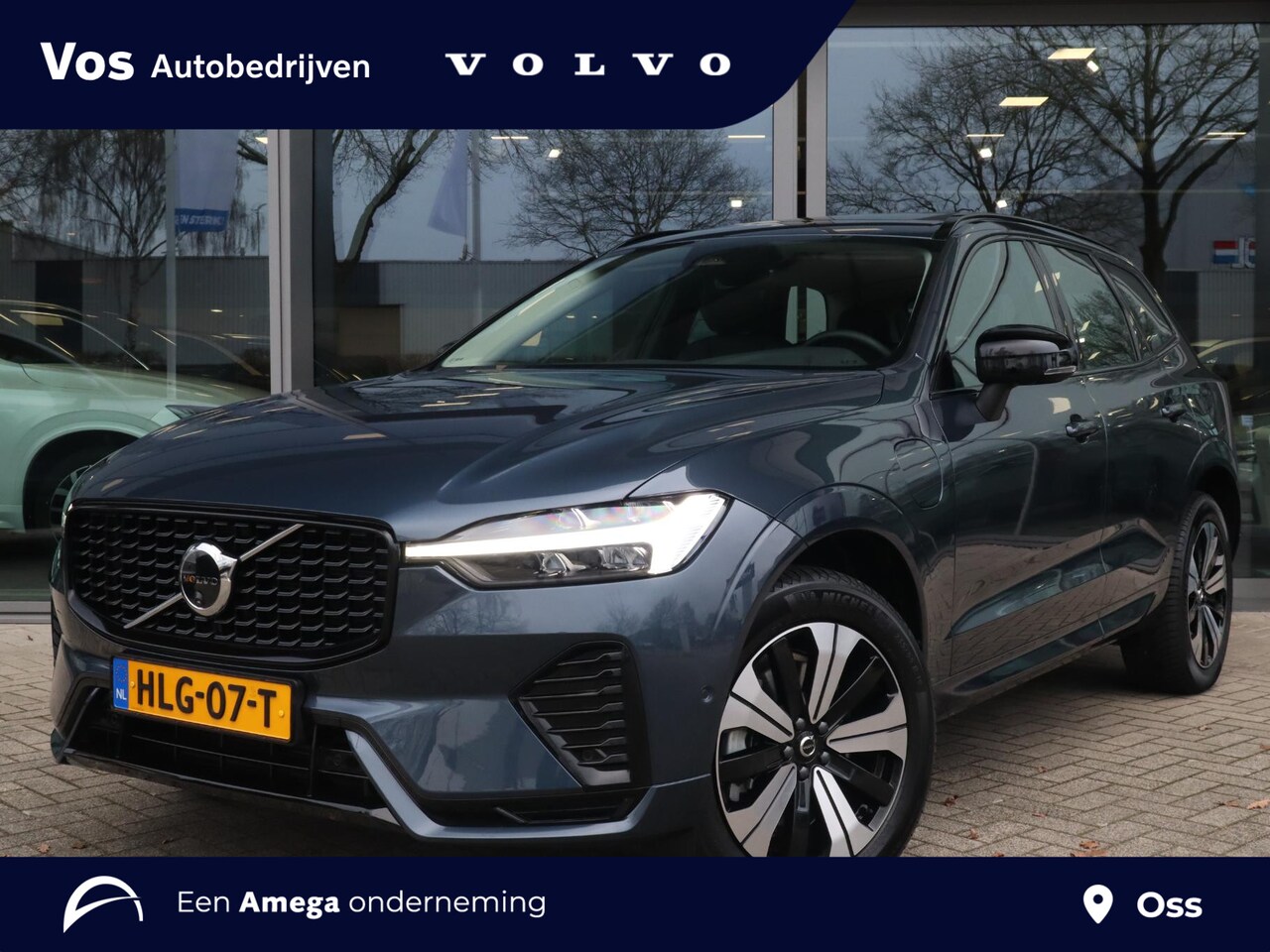 Volvo XC60 - 2.0 T6 Plug-in hybrid AWD Plus Dark | 360-camera | Schuif/kantel dak | Trekhaak | - AutoWereld.nl
