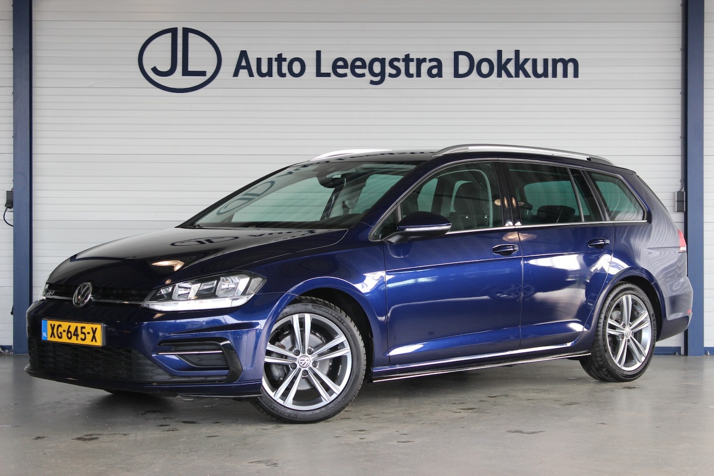 Volkswagen Golf Variant - 1.5 TSI R-Line Trekhaak | Virtual Cockpit | Stoelverw. | Adapt. Cruise | Dodehoek | Alcant - AutoWereld.nl