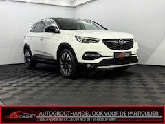 Opel Grandland X - 1.2 Turbo Business Executive Half leder, Camera, Navi, Rijstrook correctie, A start stop,