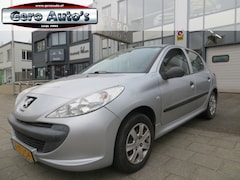 Peugeot 206 - 1.1 XR leuke 5 drs auto