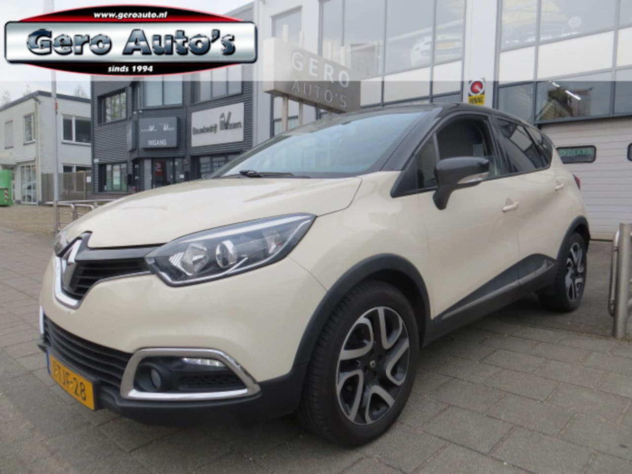 Renault Captur - 0.9 TCe Dynamique nederlandse auto ,veel extra`s cruise control ,airco ecc,trekhaak - AutoWereld.nl