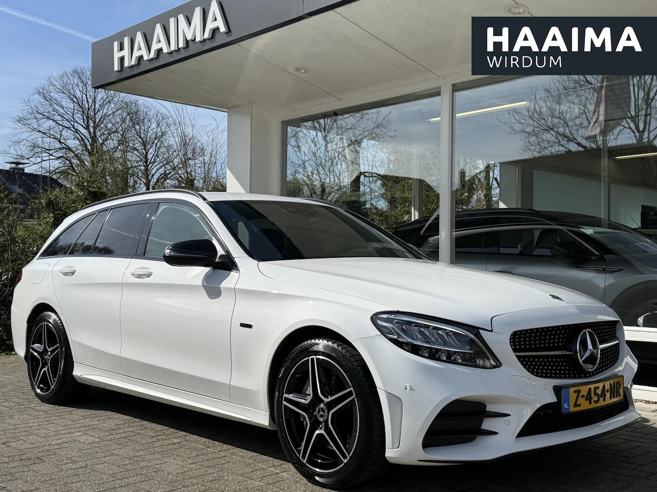 Mercedes-Benz C-klasse Estate - 300 e | AMG-Line | Navi | Climate & Cruise Control | Stoelverwarming | PDC met Camera | - AutoWereld.nl