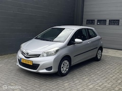 Toyota Yaris - 1.0 VVT-i Aspiration | Airco | All-season | Rijklaar |