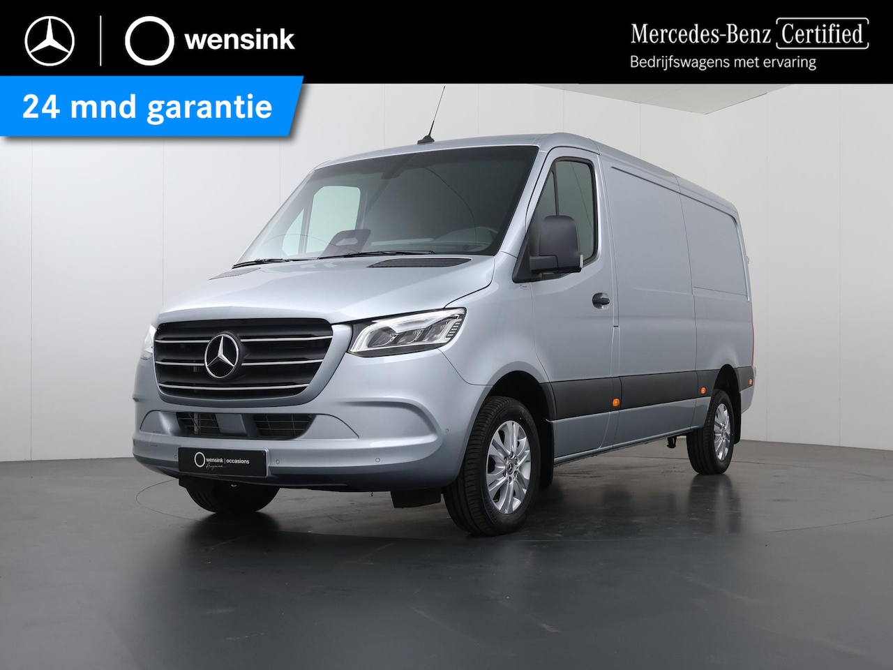 Mercedes-Benz Sprinter - 319 CDI | Aut. | L2 H1 | Select | Distronic | 3500 KG Trekhaak | 17" Lichtmetalen Wielen | - AutoWereld.nl