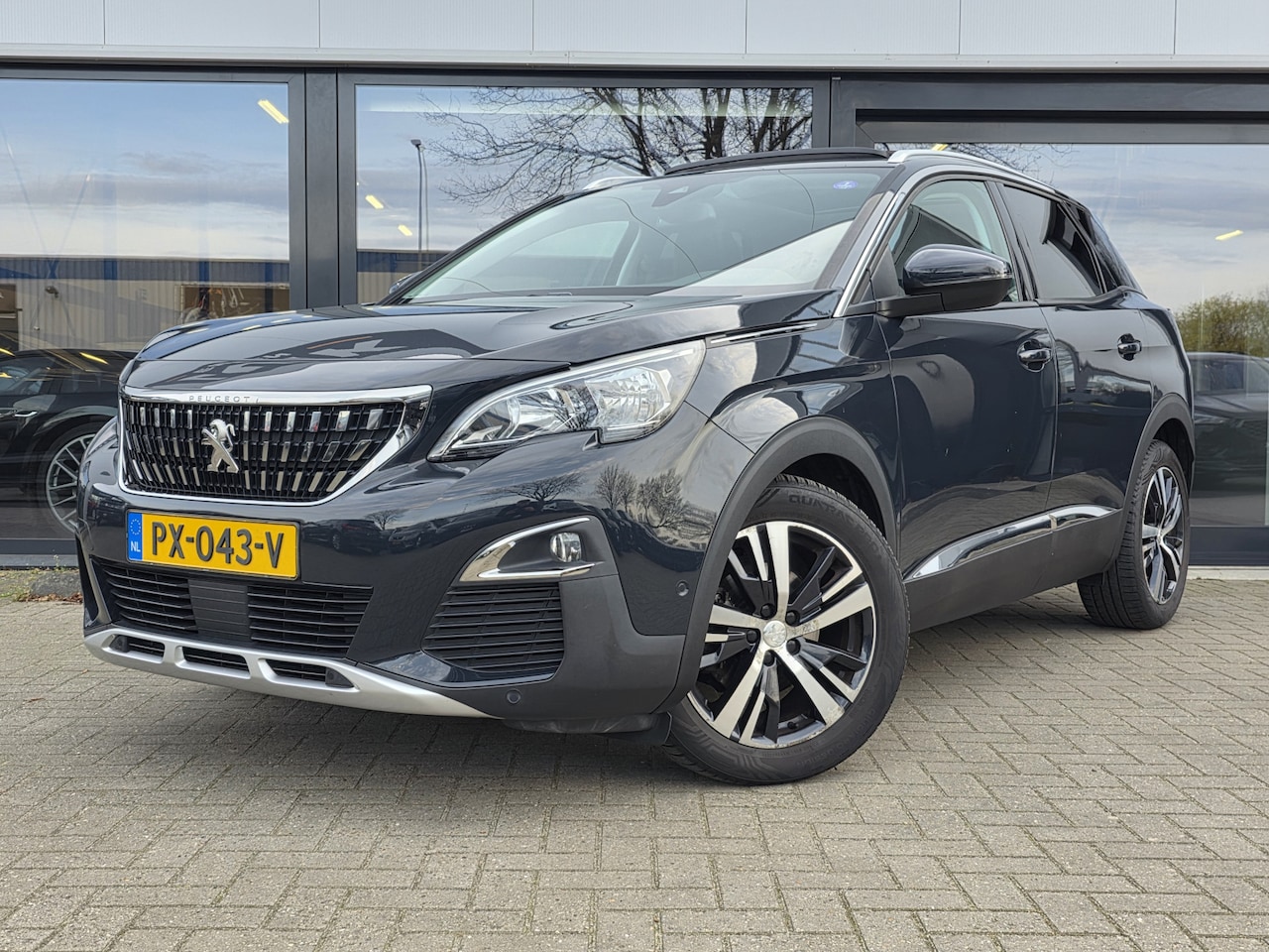 Peugeot 3008 - 1.6 e-THP Allure + PANO DAK + LM VELGEN + CAMERA + DIG DASH - AutoWereld.nl