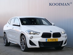 BMW X2 - sDrive18i High Executive M-Sport 19 Inch / LED / Trekhaak / Stoelverwarming