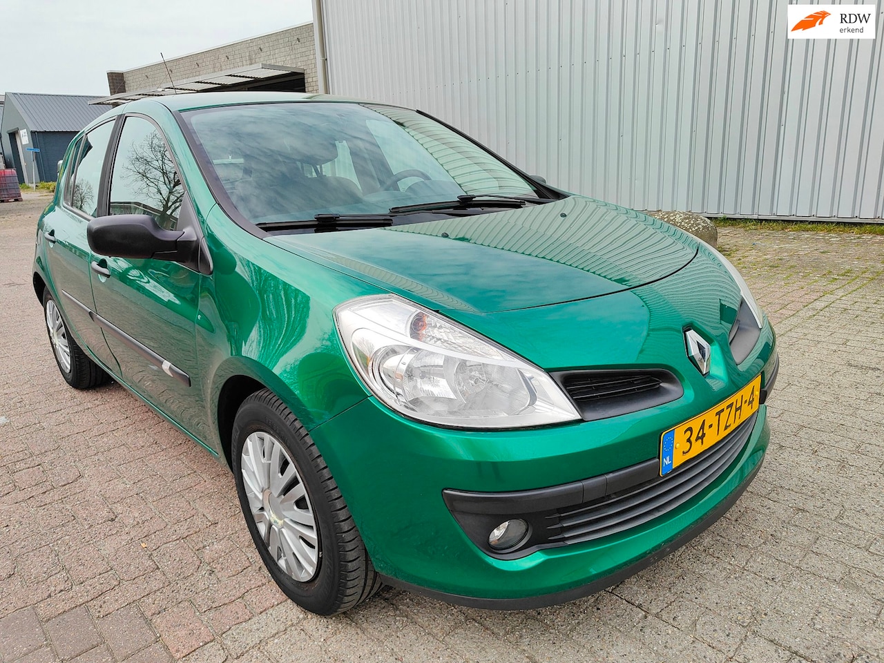 Renault Clio - 1.6-16V Comfort ( Automaat) 5Drs - AutoWereld.nl