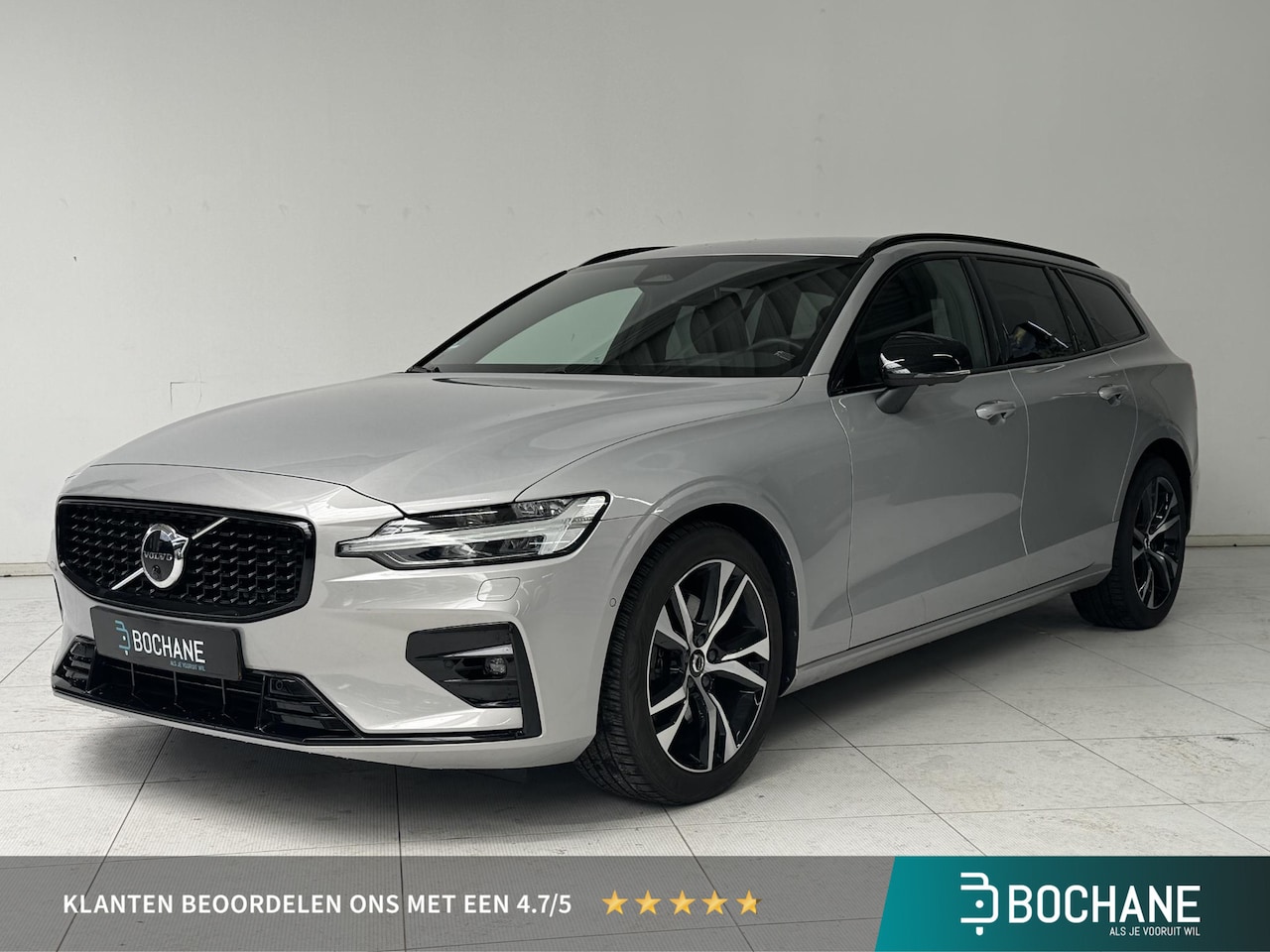 Volvo V60 - 2.0 B3 Plus Dark | Trekhaak | Harman / Kardon | 360° Camera | Stoelverwarming | - AutoWereld.nl