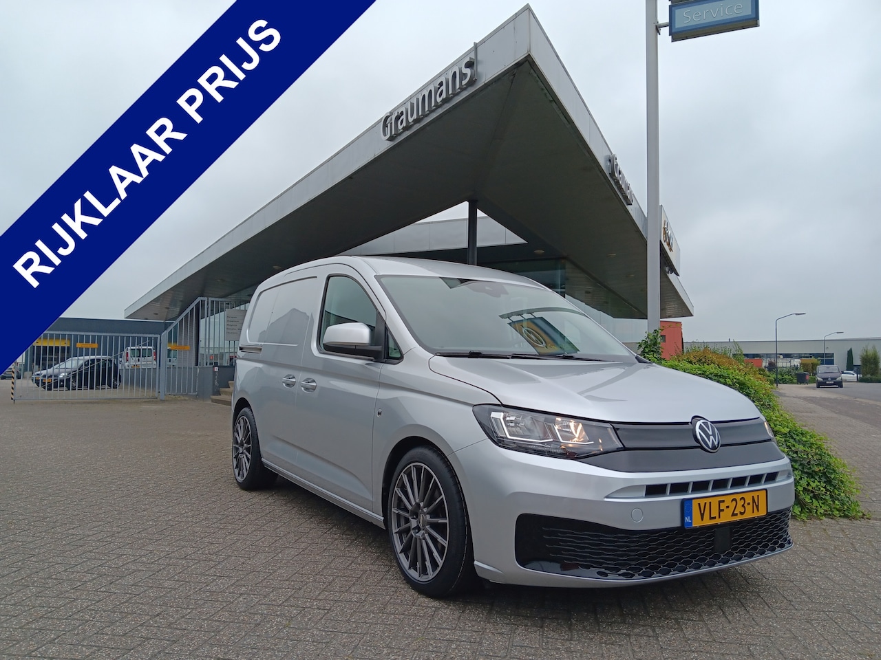 Volkswagen Caddy Cargo - 2.0 TDI Comfort 2.0 TDI 102PK Comfort, SPORTSTOELEN, AIRCO, NAVIGATIE, 18" LMV, TREKHAAK, 12 maanden BOVAG - AutoWereld.nl