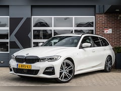 BMW 3-serie - 320 320d M Sport | Panorama | Trekhaak | ACC | Live Cockpit Pro | Shadow Line | Stoelverwa