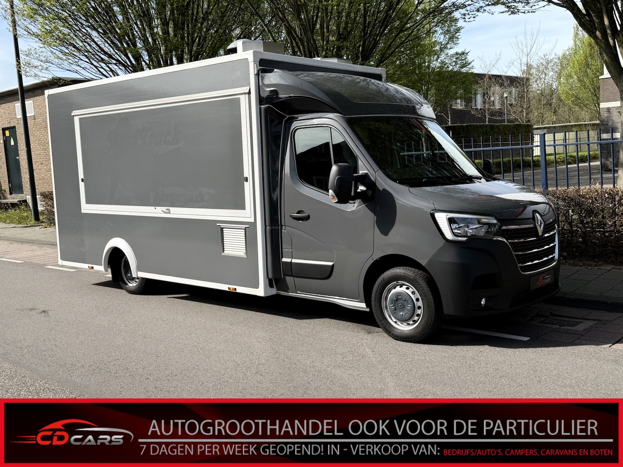 Renault Master - Food Truck Clima, Koelkast, Bakplaat, Frituurpan, A start stop, Oven, Cruise control - AutoWereld.nl