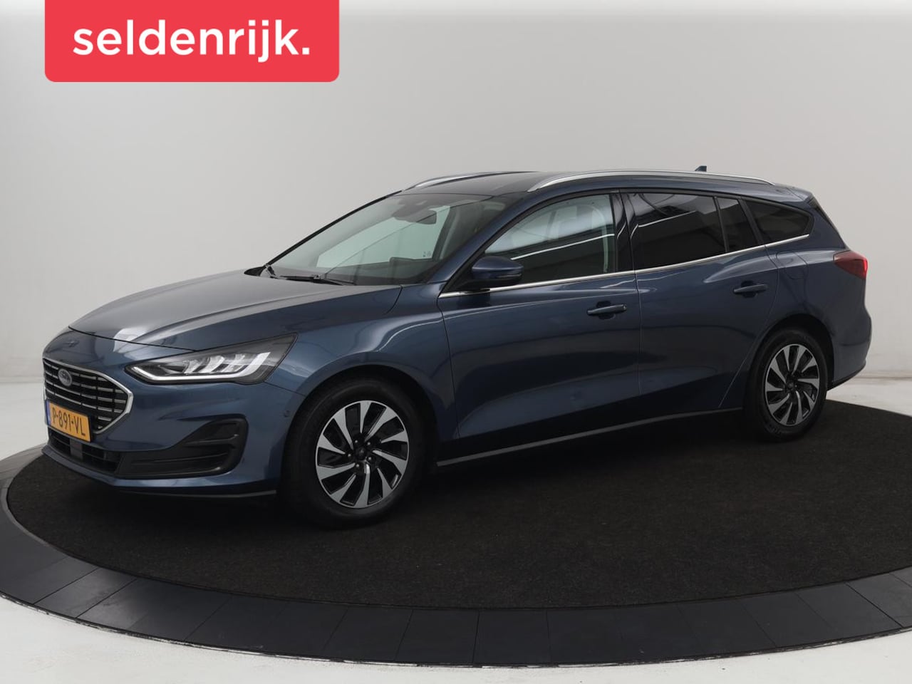 Ford Focus - 1.0 EcoBoost Hybrid Titanium Style | Stoelverwarming | Camera | Carplay | Stuurverwarming - AutoWereld.nl
