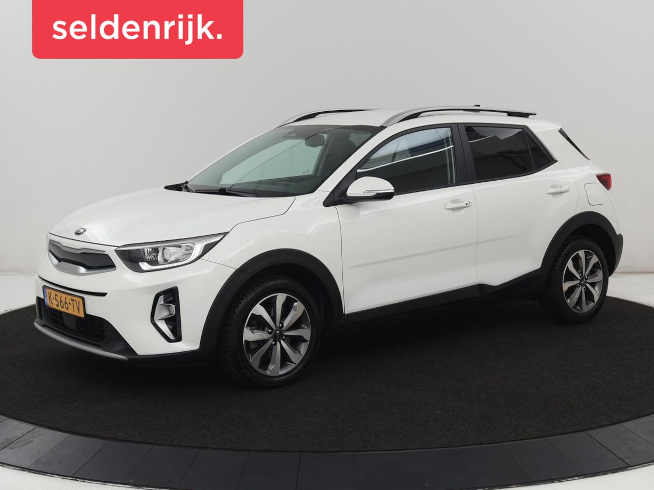 Kia Stonic - 1.0 T-GDi MHEV DynamicPlusLine | Adaptive cruise | Carplay | Camera | Keyless | Climate co - AutoWereld.nl