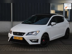 SEAT Leon - 1.4 TSI FR Dynamic Pano DCC Stoelverw Cruise H-Leder PDC BT 6-Bak
