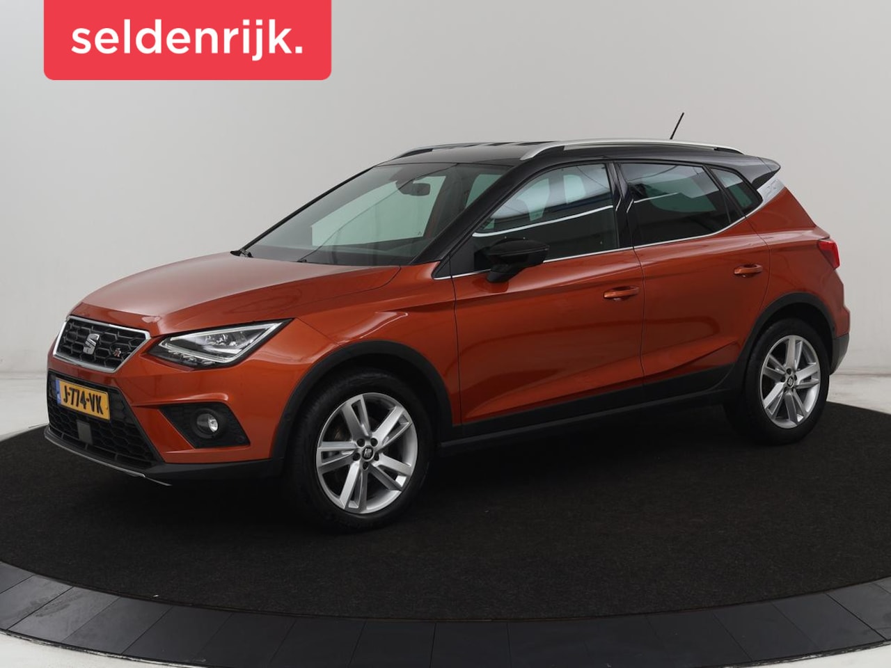 SEAT Arona - 1.5 TSI EVO FR Intens | Stoelverwarming | Leder/Alcantara | Full LED | Adaptive cruise | C - AutoWereld.nl