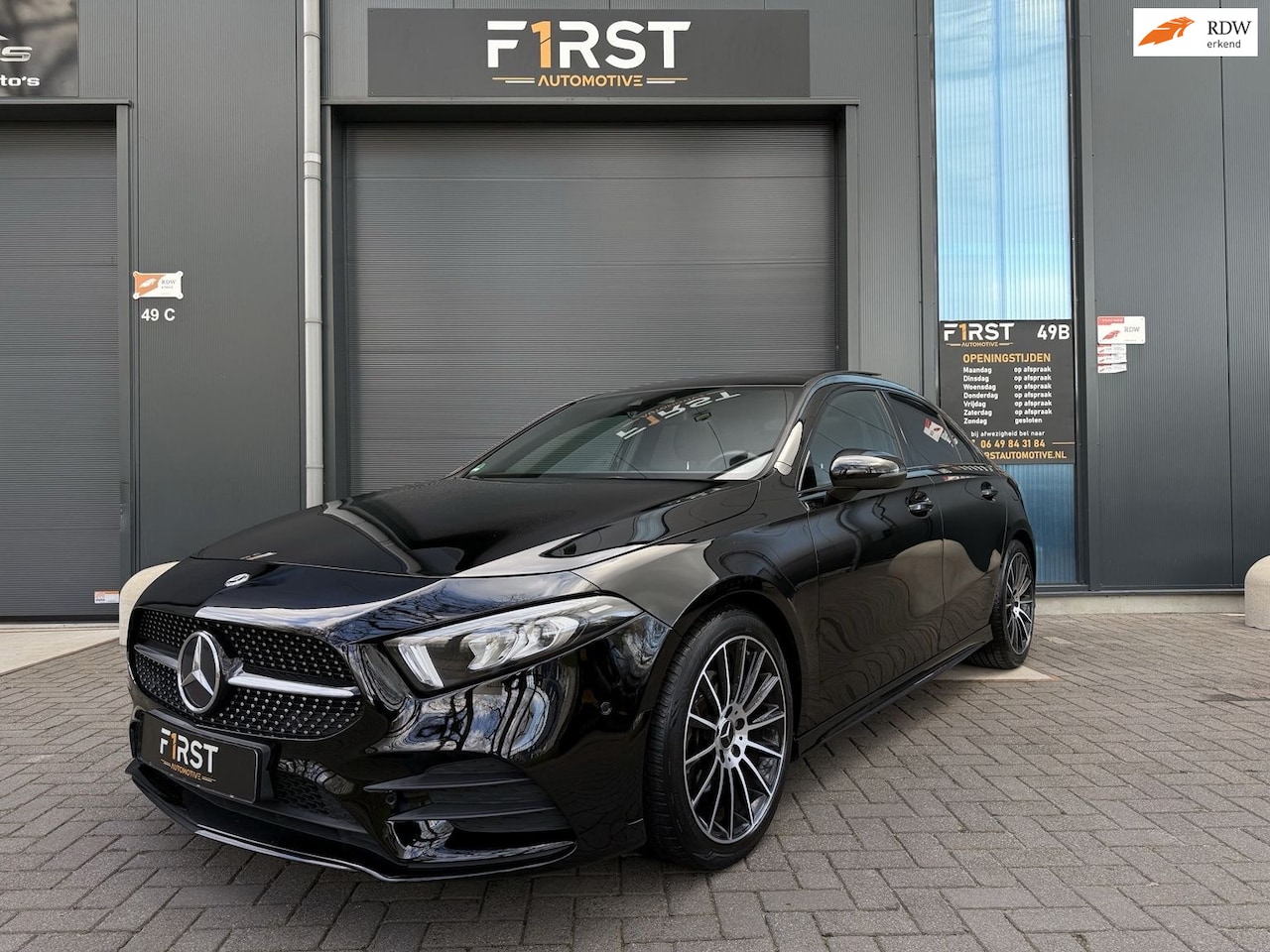 Mercedes-Benz A-klasse - 200 AMG Line Aut Pano Sfeer Camera - AutoWereld.nl