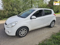 Hyundai i20 - 1.2i i-Motion