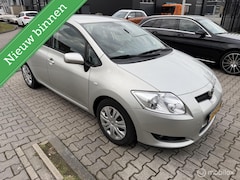 Toyota Auris - 2.0 D-4D Dynamic Navi