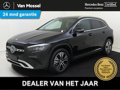 Mercedes-Benz GLA-Klasse - 250 e Star Edition Panoramadak / 360 camera / Privacy glass / Stoelverwarming