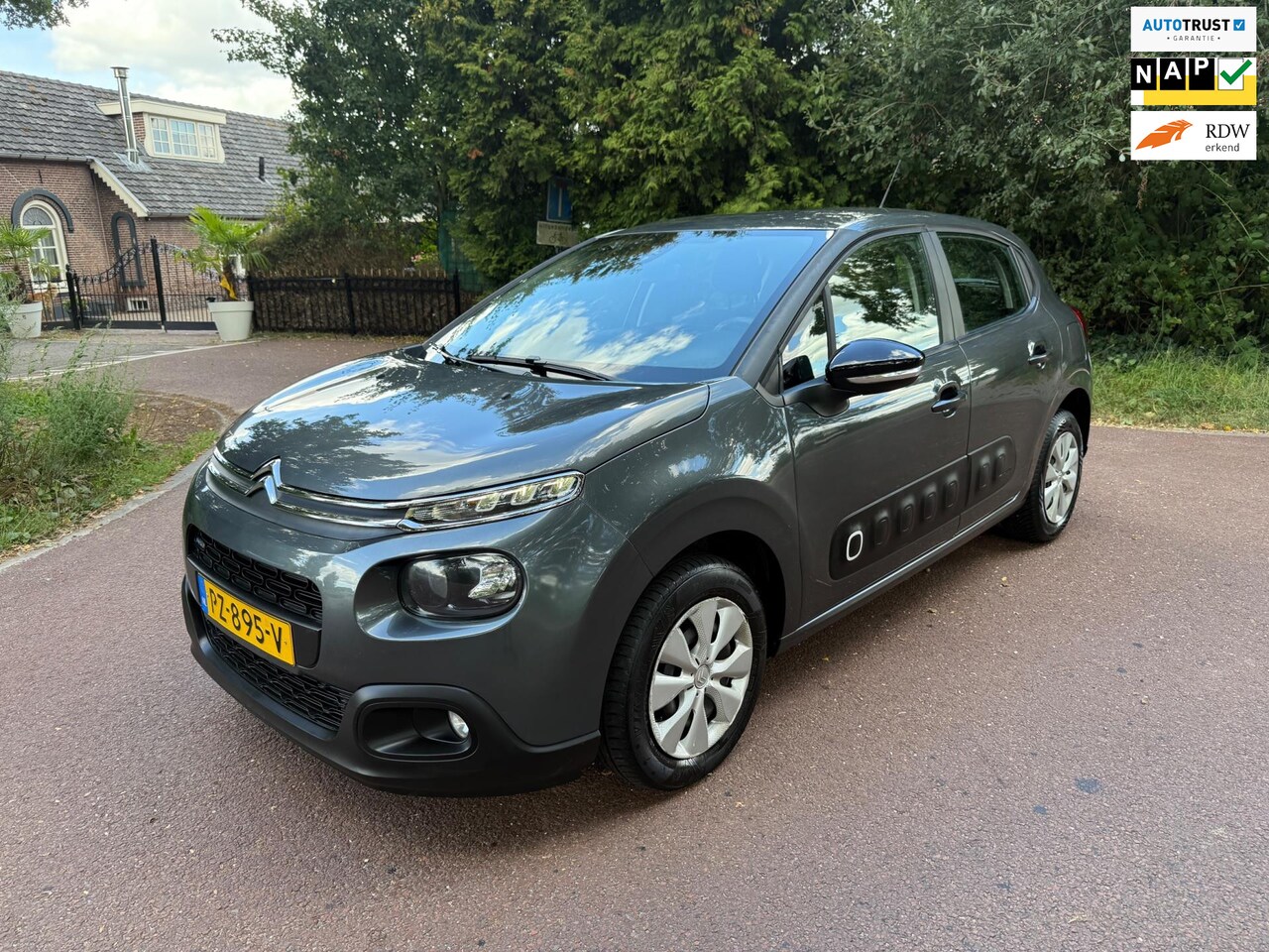 Citroën C3 - 1.2 PureTech Feel Airco / Navi / Cruise / PDC - AutoWereld.nl