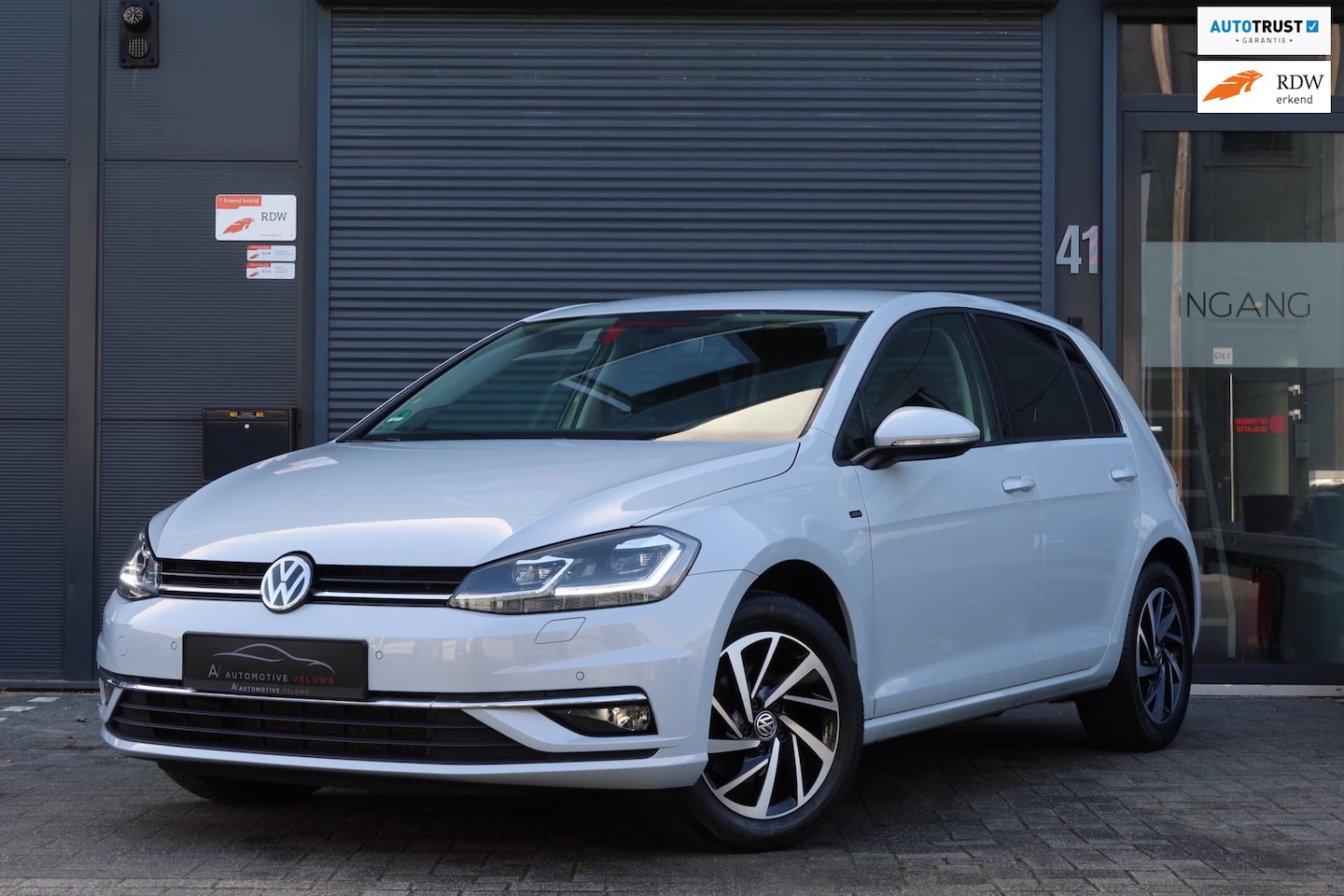 Volkswagen Golf - 1.0 TSI Highline 1.0 TSI Highline - AutoWereld.nl