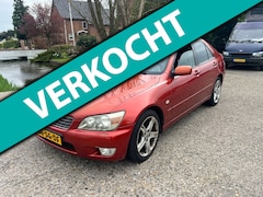 Lexus IS - 200 Executive goed rijdend en bijtellings vriendelijk