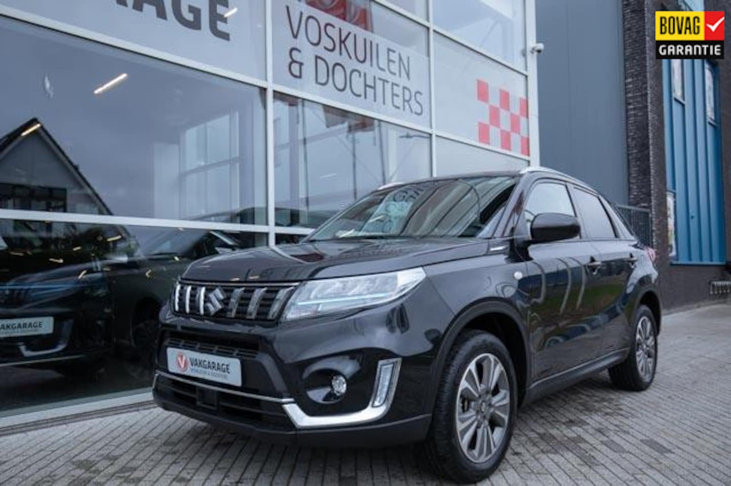 Suzuki Vitara - 1.5 Hybrid Style Privilege Dodehoeksensoren - AutoWereld.nl