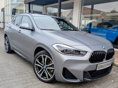 BMW X2 - xDrive25e M-SPORT * FROZEN GREY, LEDER, PANORAMA, H&K SOUND, VERW. ST, 19-inch LMV * 1e EI
