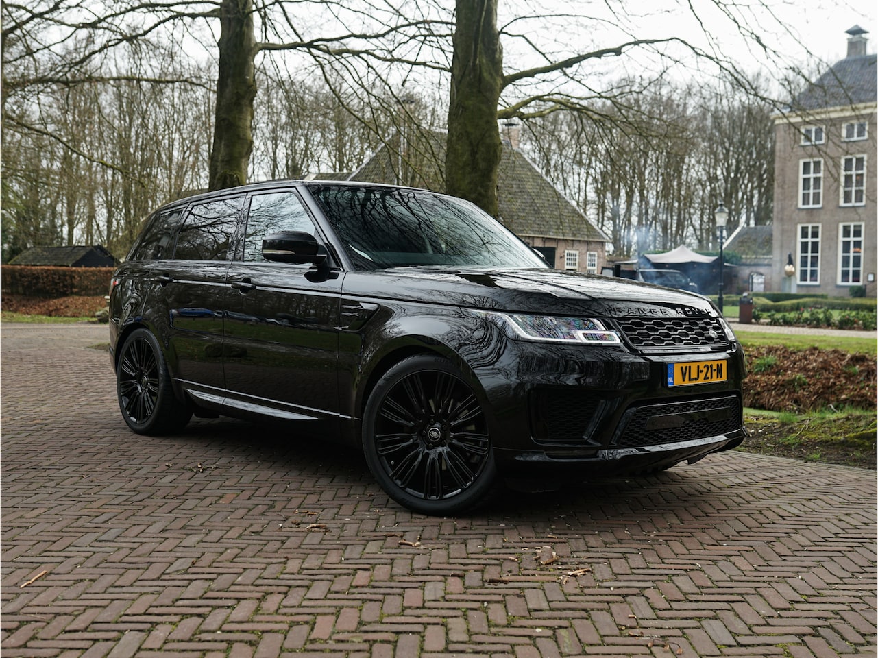 Land Rover Range Rover Sport - 3.0 TDV6 HSE Dynamic l Grijs kenteken l Facelift l Pano l Matrix l Trekhaak - AutoWereld.nl