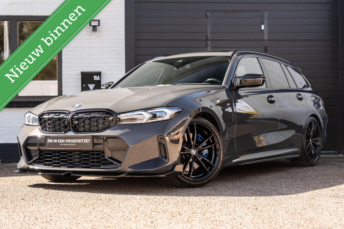 BMW 3-serie Touring - 330e M Perf Pano H&K Head Up Dravit Grau - AutoWereld.nl