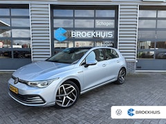 Volkswagen Golf - 1.5 eTSI 150 pk Style | Climatronic | Led Koplampen | Stoelverwarming | Navigatie | Panora