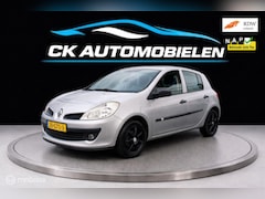 Renault Clio - 1.2-16V Special Line