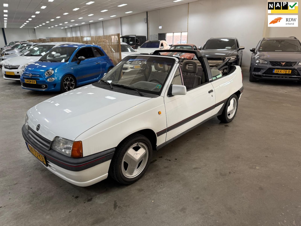 Opel Kadett - 1.6i LS kat. / BERTONE / CABRIO / NIEUWE APK - AutoWereld.nl