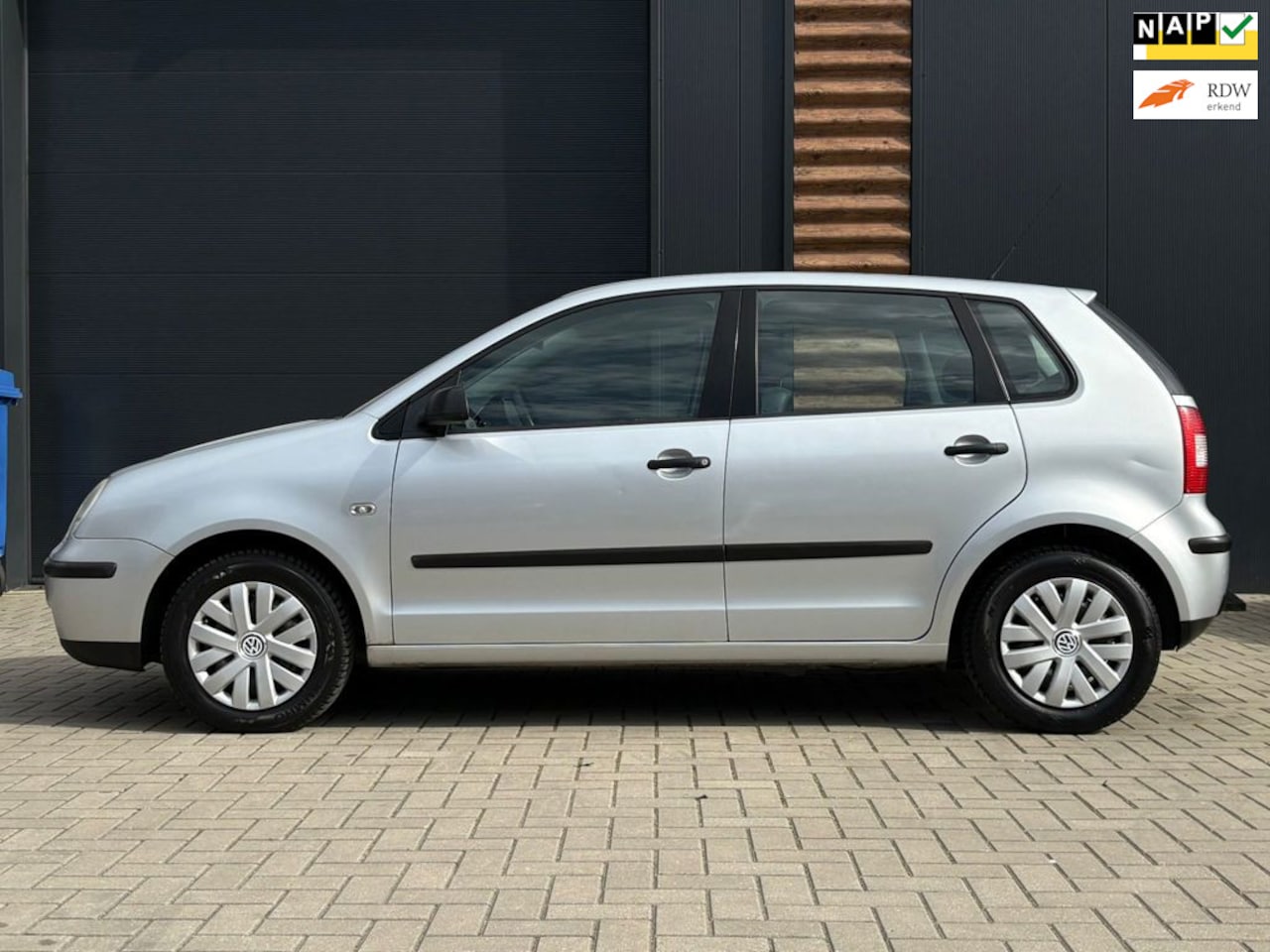 Volkswagen Polo - 1.4-16V JAAR APK 4 DEURS - AutoWereld.nl