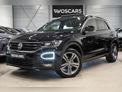 Volkswagen T-Roc - 1.5 TSI 3x R-Line * Pano - Virtual - Keyless - Trekhaak - Camera - App - ACC - LED