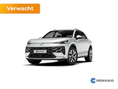 Volkswagen T-Roc - Life First Edition | 'App-Connect' draadloze smartphone integratie | Automatische afstands