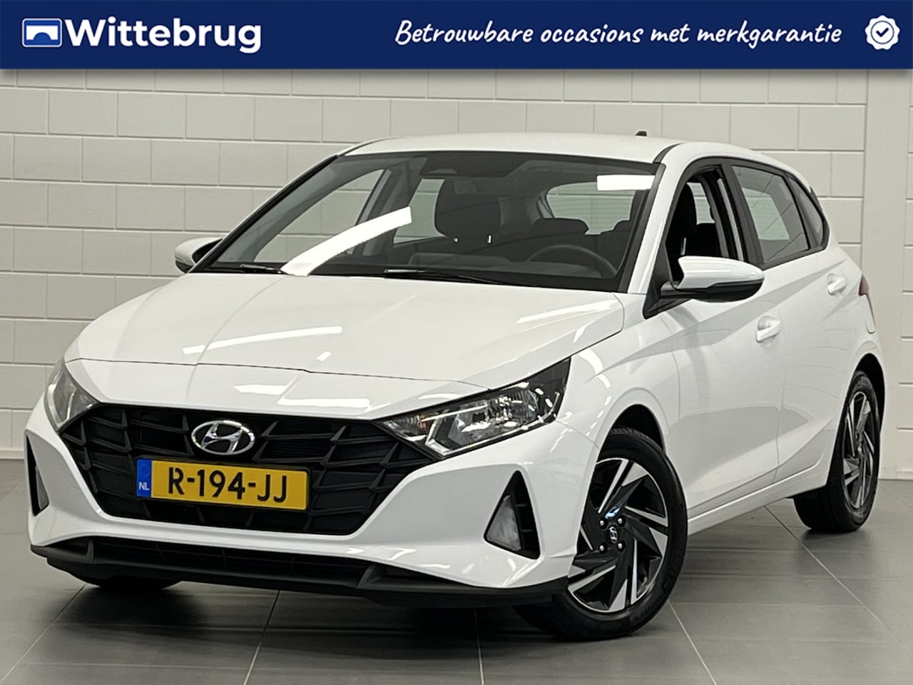 Hyundai i20 - 1.2 MPI Comfort APPLE / ANDROID NAVIGATIE | PARKEERCAMERA | LICHTMETALEN VELGEN - AutoWereld.nl