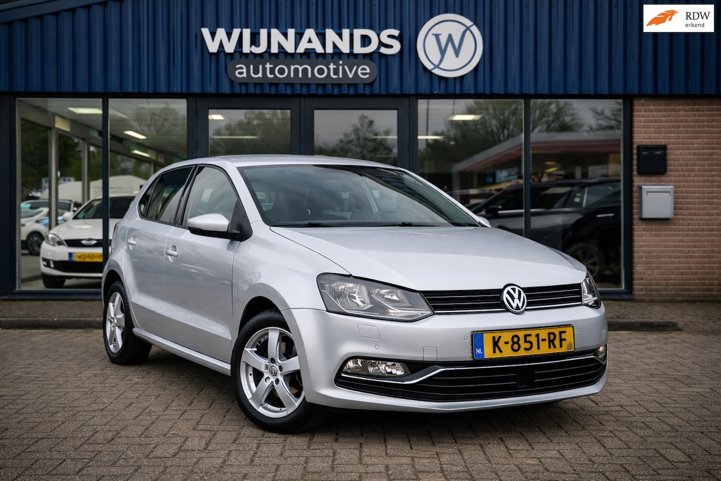 Volkswagen Polo - 1.0 TSI Highline R-Line Automaat Scherm Crui - AutoWereld.nl