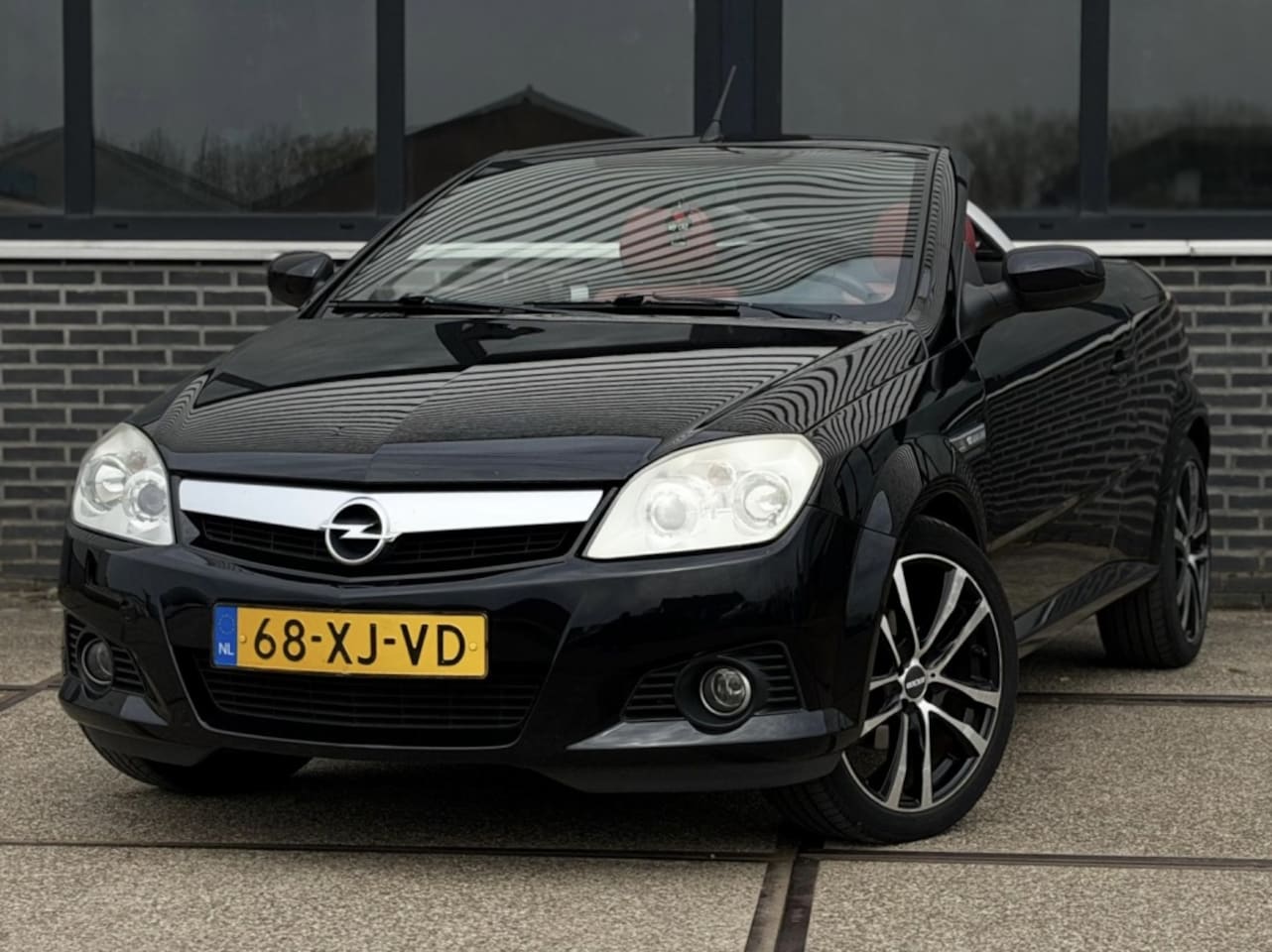 Opel Tigra TwinTop - 1.4-16V Tempt |Cabrio |Navi |Leder - AutoWereld.nl