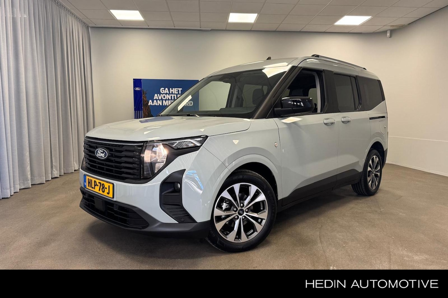 Ford Tourneo Courier - Titanium 1.0 Ecoboost | | Camera | Car Play | Cruise Control | Airco | Lichtmetalen velgen - AutoWereld.nl