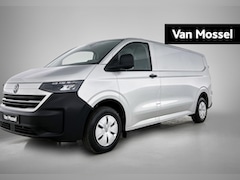 Volkswagen e-Transporter - Life L2H1 218PK | Airco | Trekhaak | Radio | Parkeerhulp voor + achter | Camera | Bijrijde