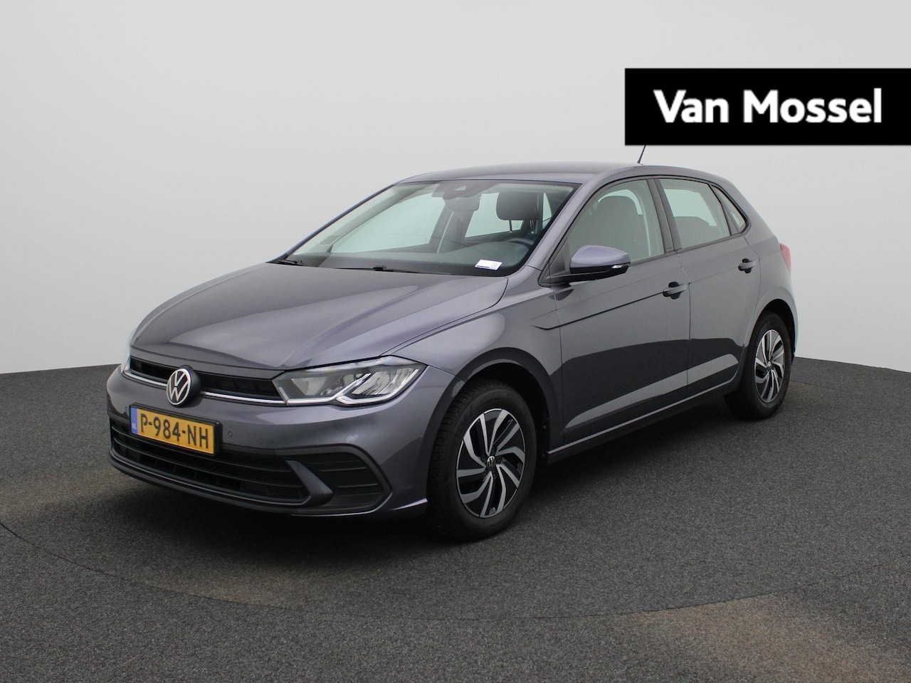Volkswagen Polo - 1.0 TSI Life 95 PK| Origineel Nederlands | 1e EIgenaar | Navigatie | Parkeersensoren Voor - AutoWereld.nl