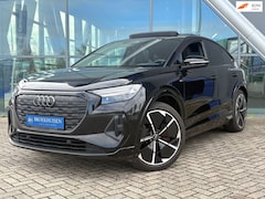 Audi Q4 Sportback e-tron - 45 quattro S-Line 82 kWh Panoramdak / Camera / Trekhaak