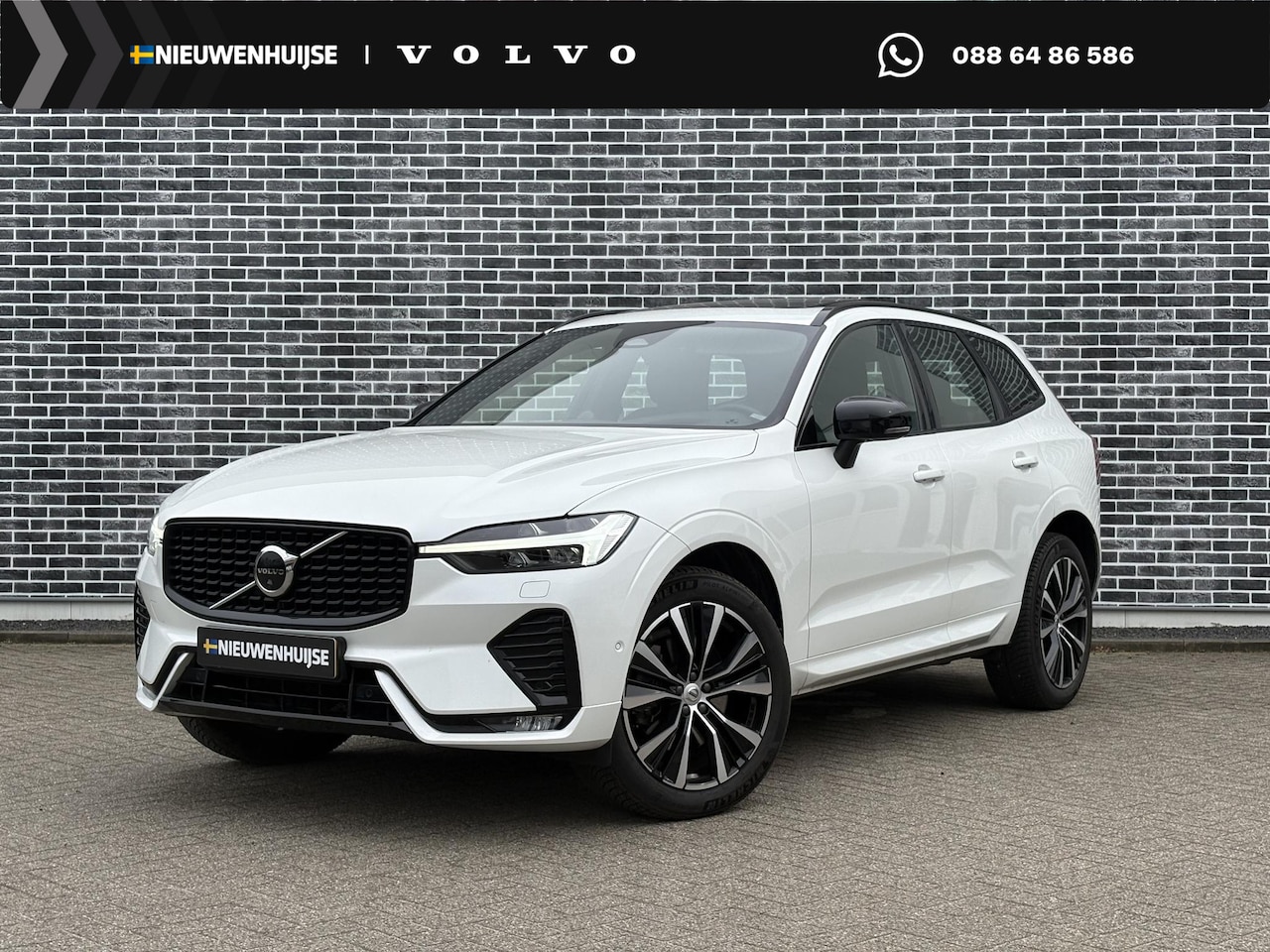 Volvo XC60 - 2.0 B5 Ultimate Dark | Bowers Wilkins Audio | 360 Graden Camera | Luchtvering | Trekhaak | - AutoWereld.nl