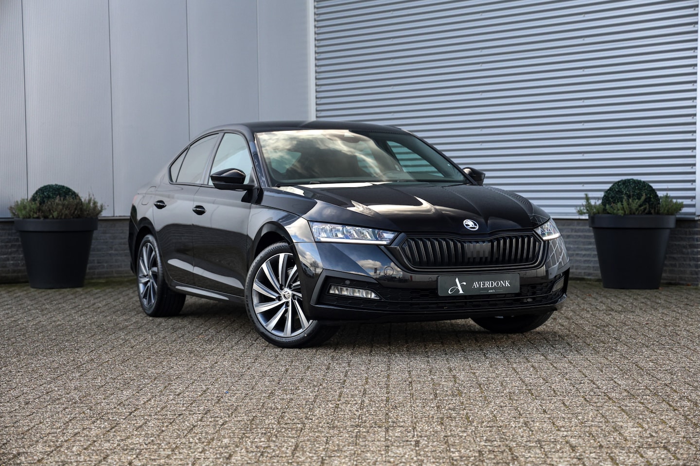 Skoda Octavia - 1.0 TSI 110PK Sport Black Edition NAP|Sportst|Stuurvw|Virtual|ACC - AutoWereld.nl
