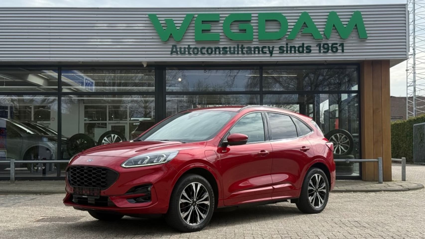 Ford Kuga - 2.5 PHEV ST-LINE X / Trekhaak+19inch+Driver+Techno+Winter - AutoWereld.nl