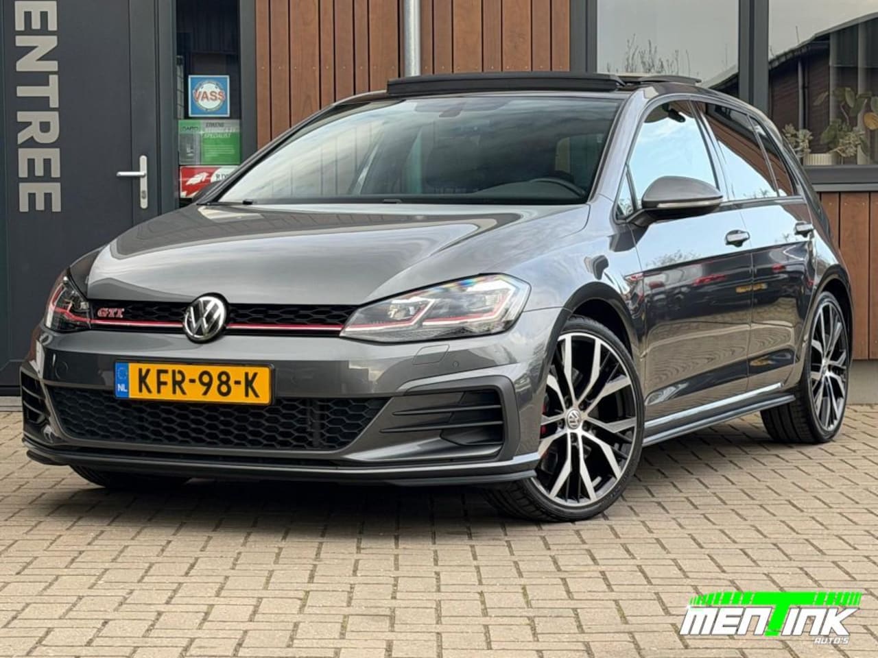 Volkswagen Golf - 2.0 TSI GTI DSG Pano Camera Carplay - AutoWereld.nl