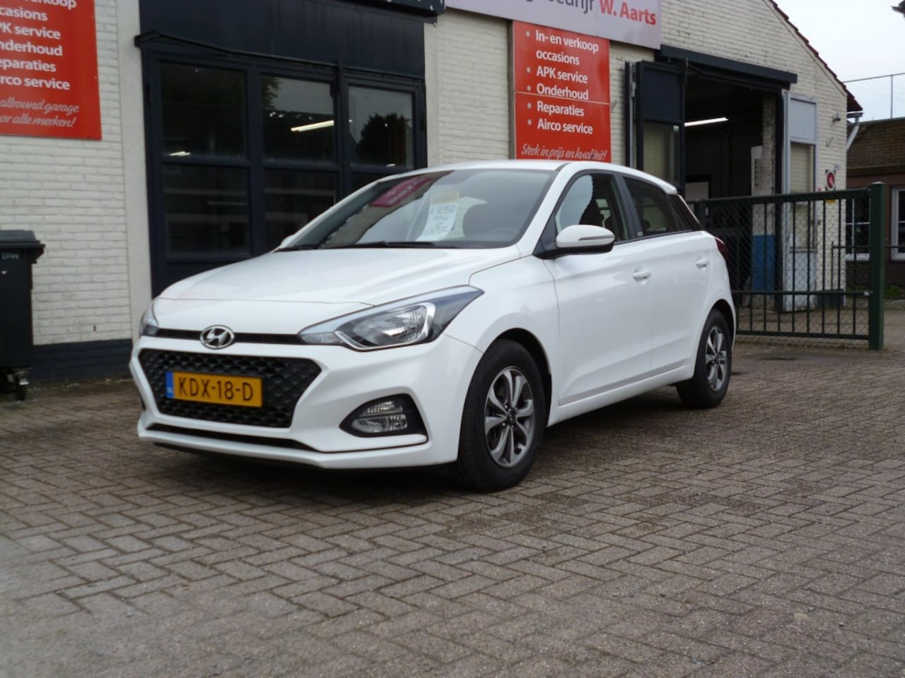 Hyundai i20 - 1.0 T-GDI Comfort 1.0 T GDI Comfort - AutoWereld.nl