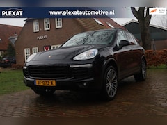 Porsche Cayenne - 3.0 S E-Hybrid Aut. | Sportdesign-Pakket | Facelift | 2e Eigenaar | Historie | 21 Inch | L